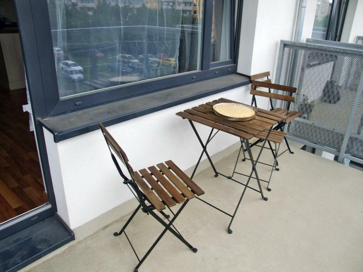 Ferienwohnung Triangl Prag Exterior foto